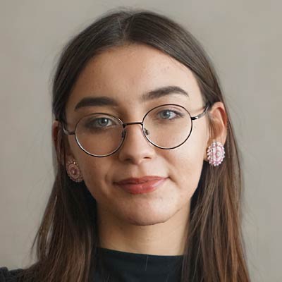 Headshot of Isabella Bieligk