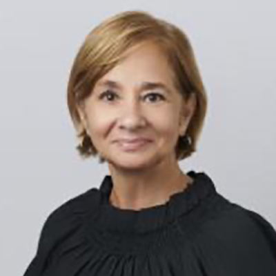 Headshot of Lynn Jennings