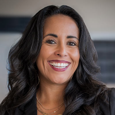 Headshot of Nicole Maesse